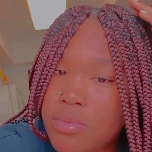 Meet your Posher, Denazia